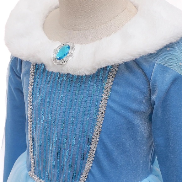 Sparkly costume Elsa Christmas frozen snowflake ❄️ cute high quality dress - Picture 9 of 12